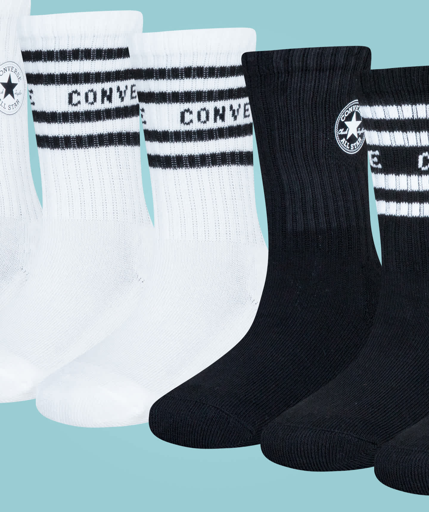 Calcetas Converse Tripack Blanco/ Negro para Niños 7-10 años Close up al logo central