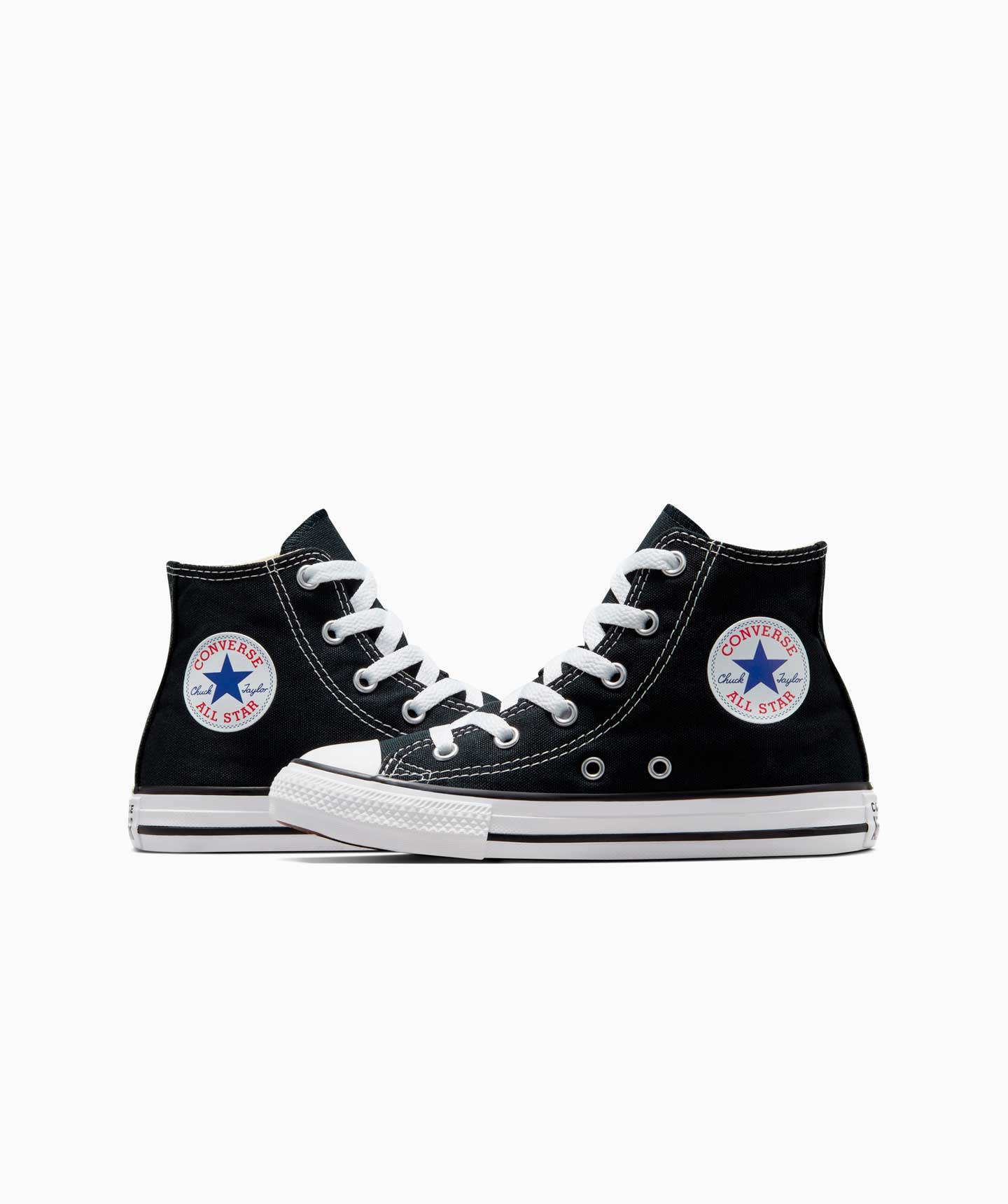 Tenis Converse Chuck Taylor Clásico Negros en Bota de Lona para Niños Vista lateral encontrada del par