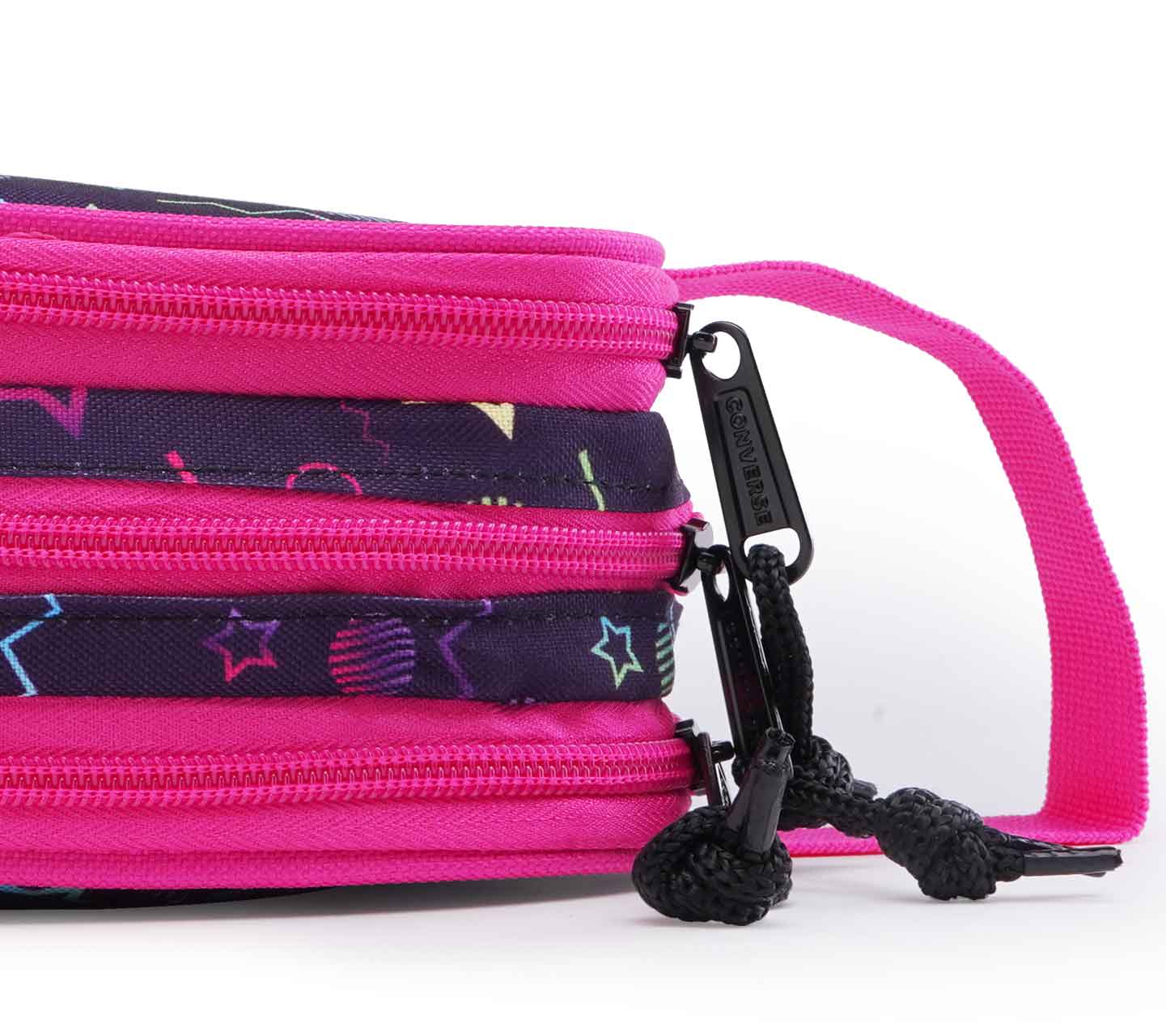 Lapicera Converse BTS 24 Multicolor con Fondo Lila Unisex Close up al cierre