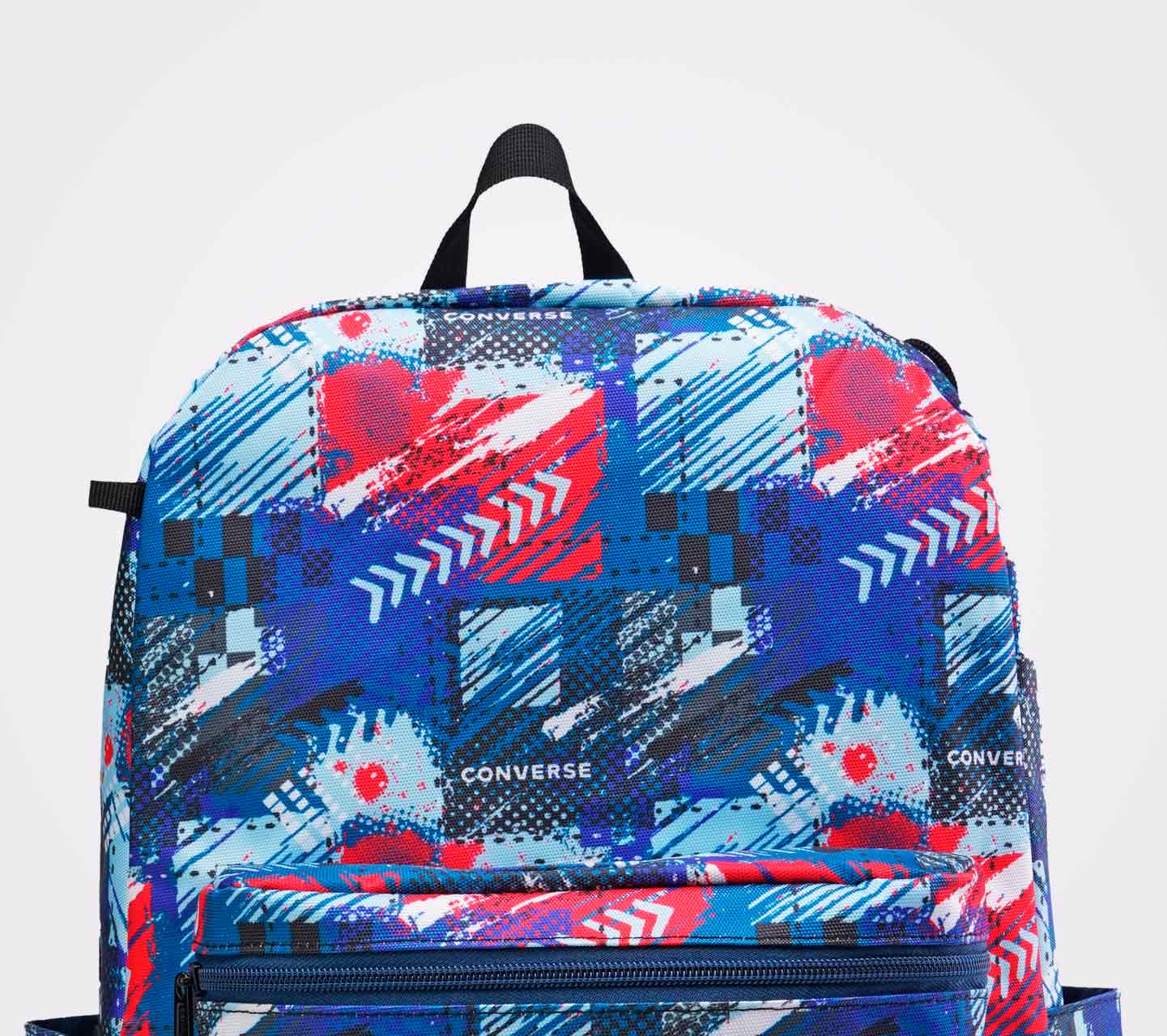 Mochila Converse BTS 24 Multicolor y Tonos Rojos en Acuarela Unisex Close up a la jareta