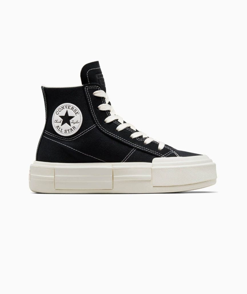Tenis Converse Chuck Taylor Cruise Negros en Bota de Lona para Mujer Vista lateral interior